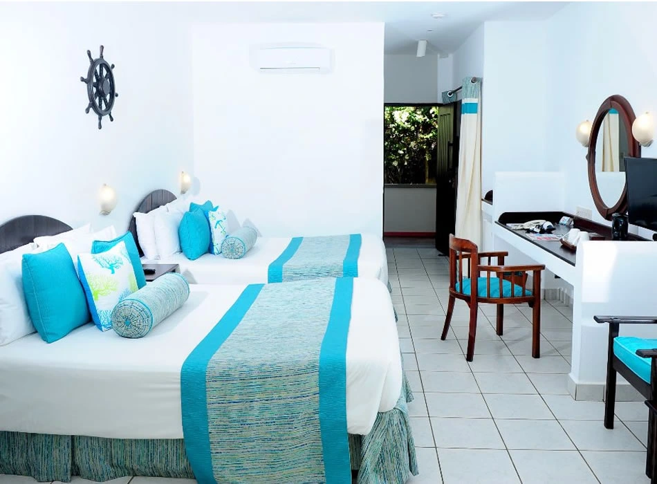 Voyager Beach Resort