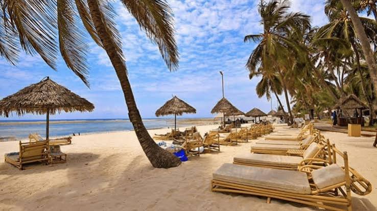Tsavo East National Park – Mombasa or Diani Beach