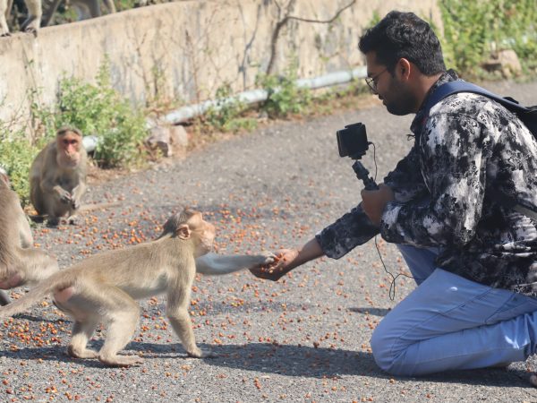 men-with-people-background