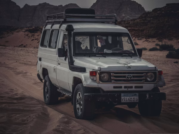 pexels-vintage-laka-663423438-18725446